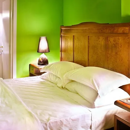 Fc Hotel *